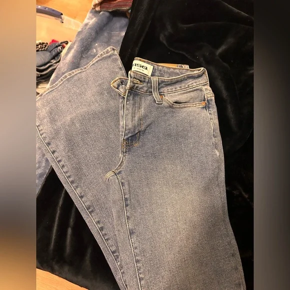 I bought these RSQ jeans, they are very flattering on but I am to short. - Picture 1 of 2